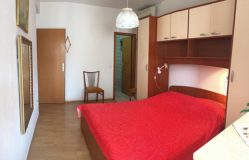 Apartments Bilic Nemira Omiš Exteriör bild