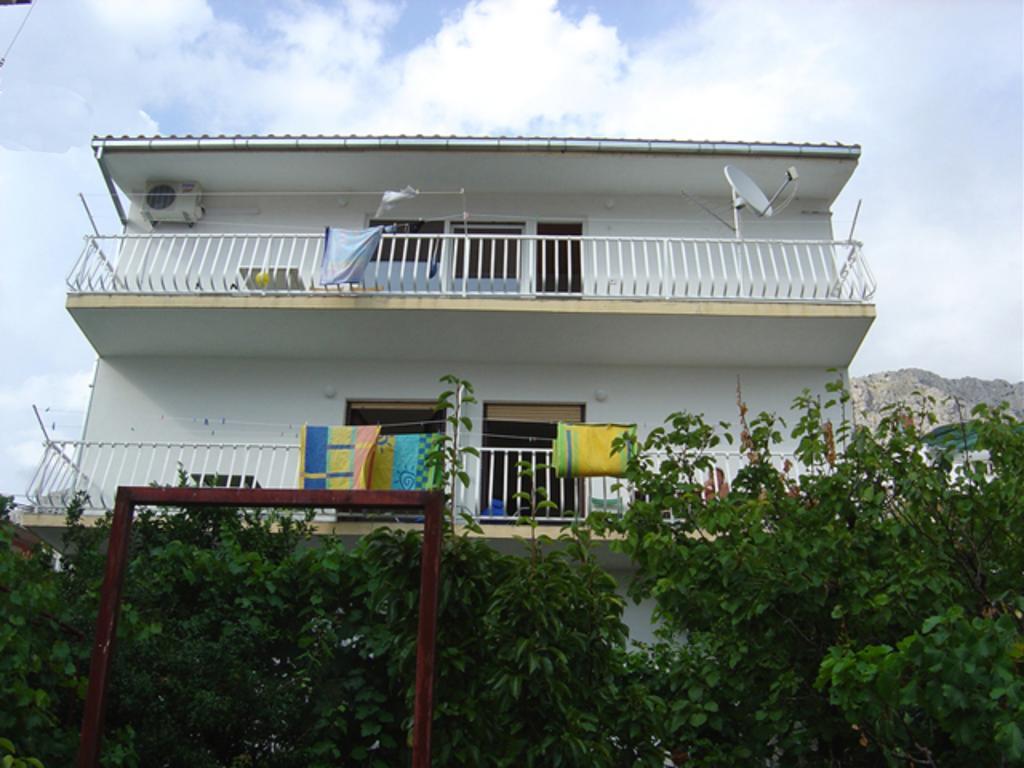 Apartments Bilic Nemira Omiš Exteriör bild